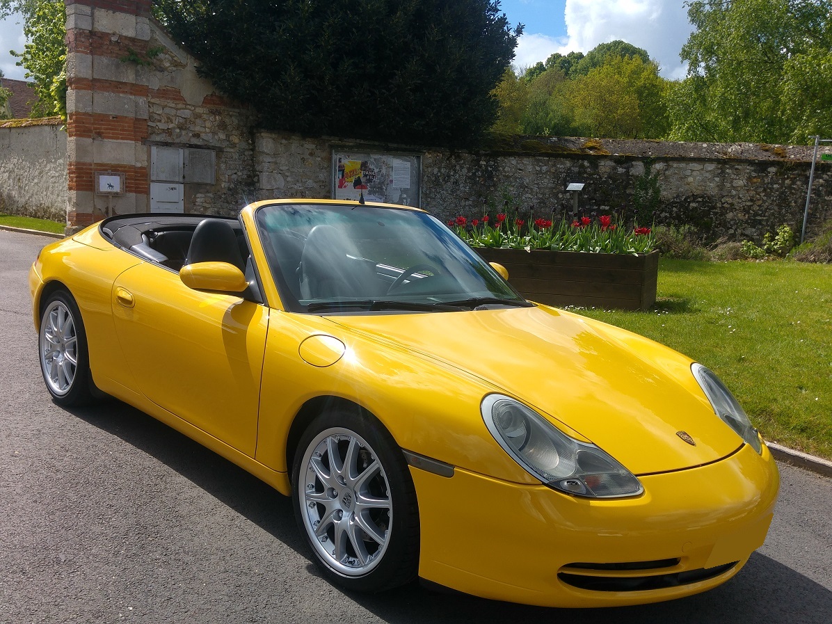 PORSCHE 996 C2 CABRIO JAUNE VITESSE